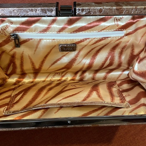 Vintage Guess Clutch Bag - Picture 4 of 8